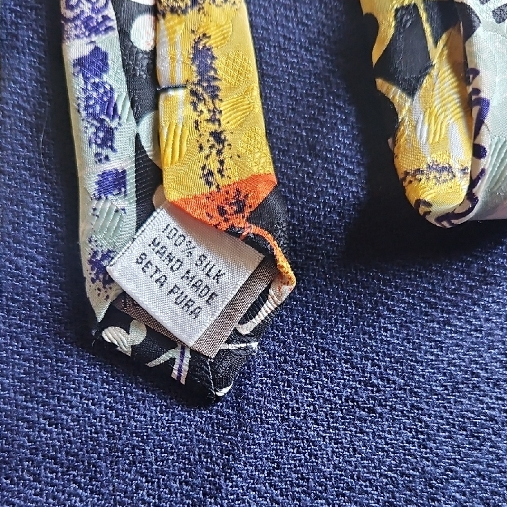 Colorful Geometric Patterned Tie - Picture 3 of 5